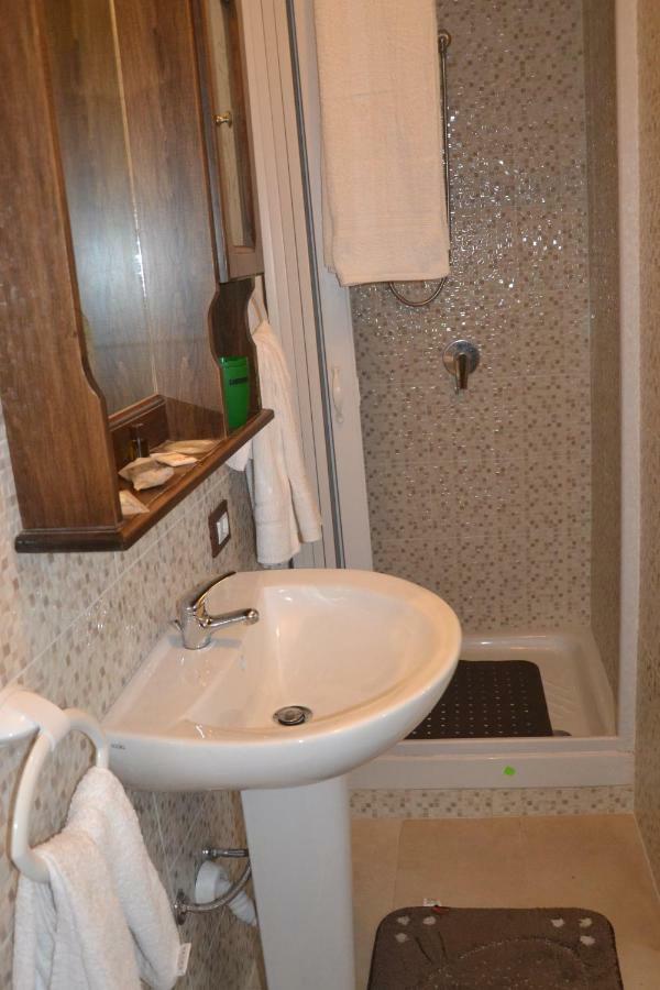 Casa Del Vicolo Apartament Palermo Luaran gambar
